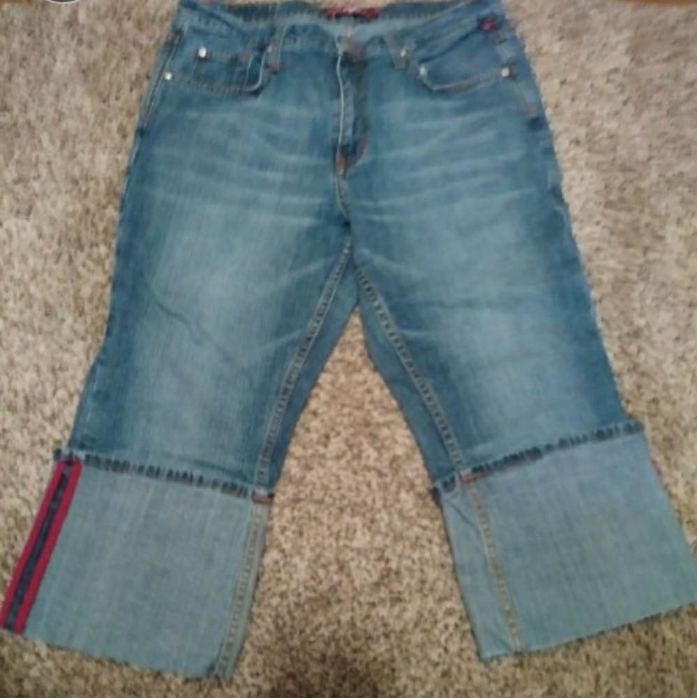 Vigoss denim capris size 15/16 juniors